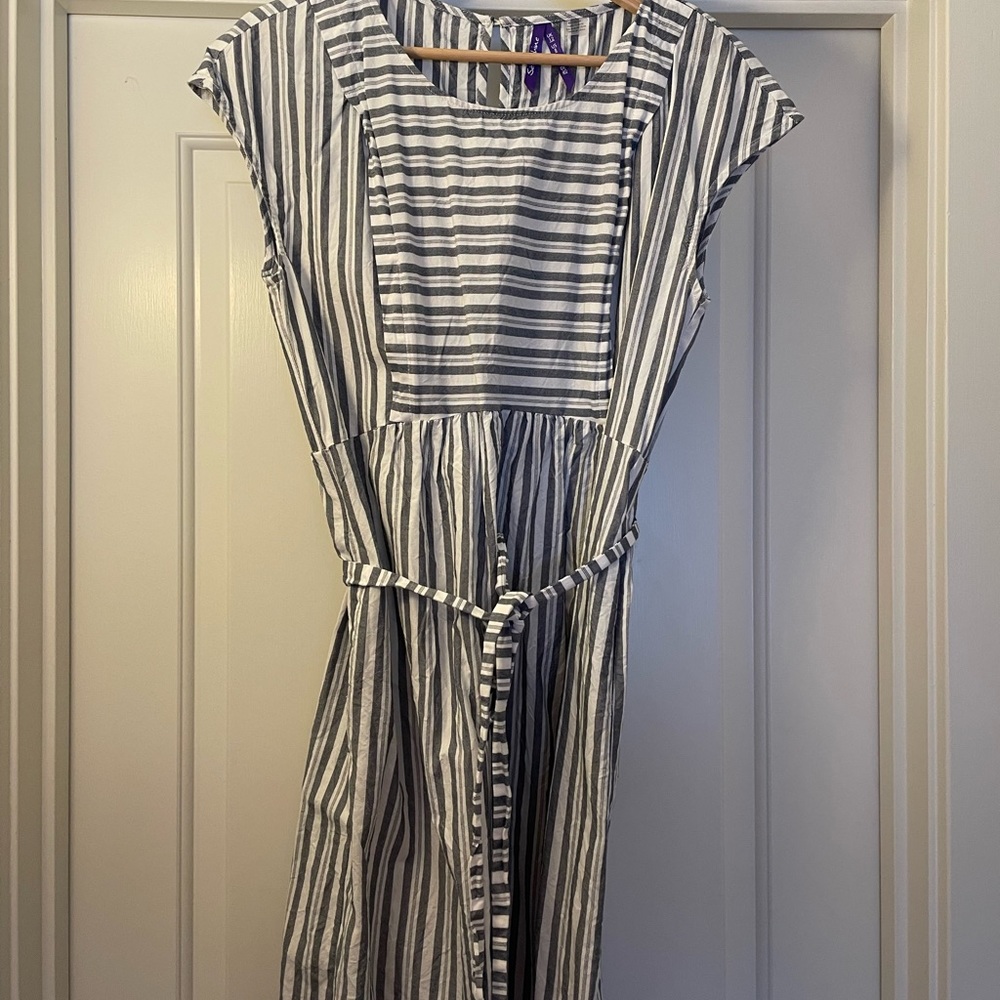 Seraphine maternity and breastfeeding dress